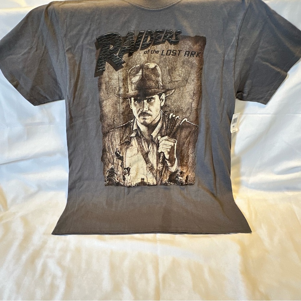Disney Parks Indiana Jones / Raiders of the Lost Ark Movie T-Shirt Size Medium